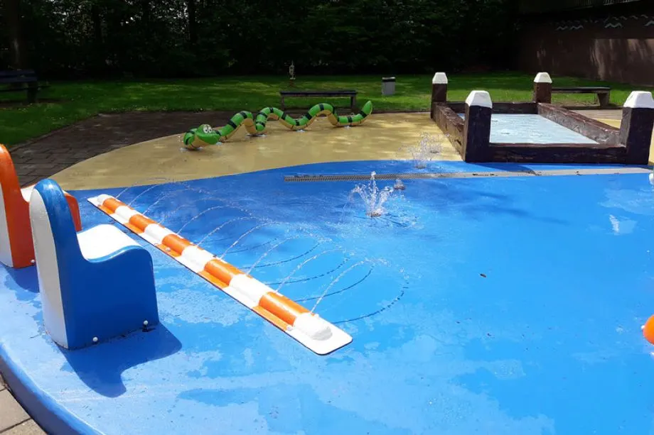 Watertunnel, Spraypark Zorgbad Zonnewater Hoog-Keppel